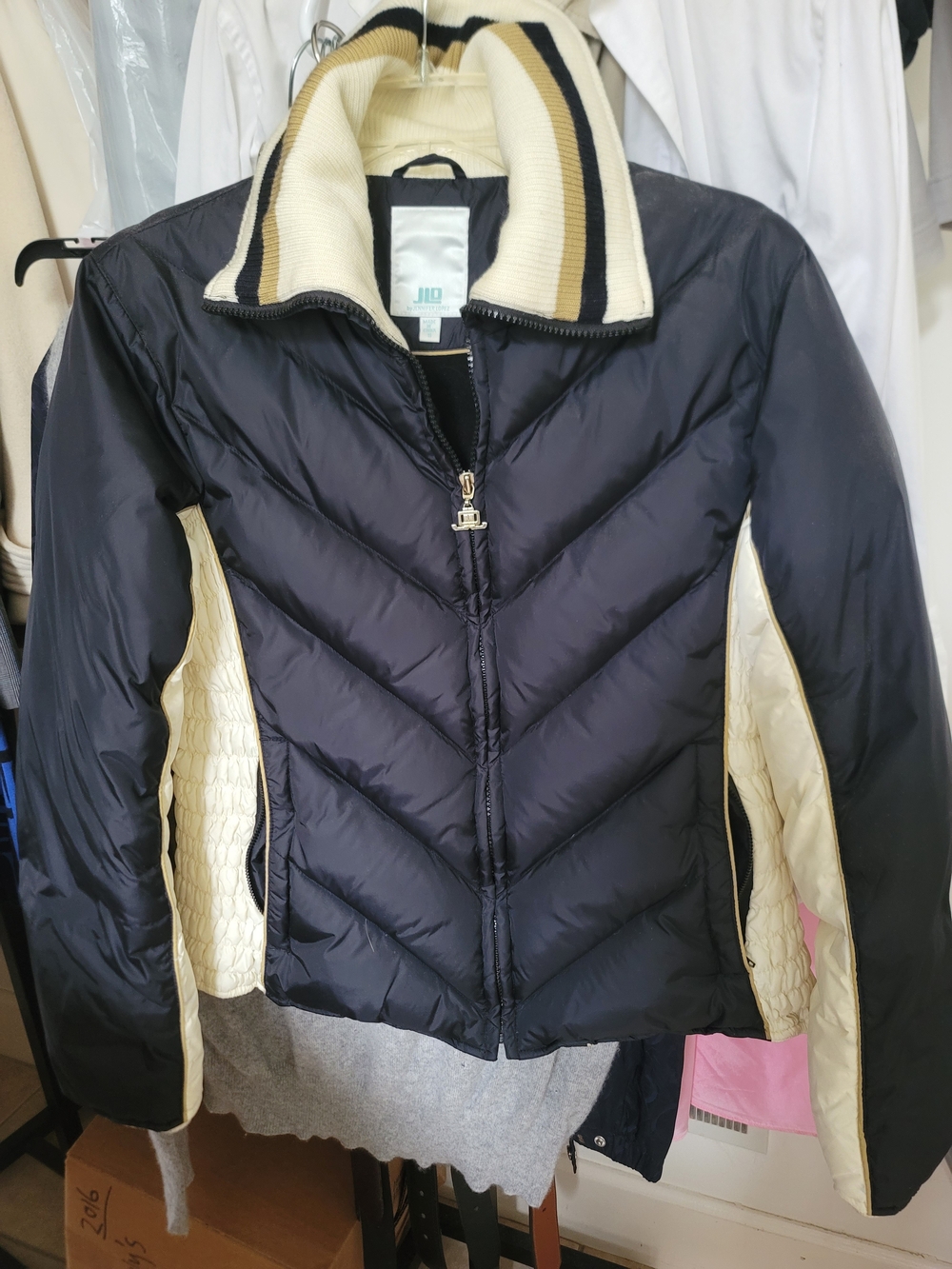 Jennifer Lopez Black and Cream Chevron Quilted Down Puffer Jacket